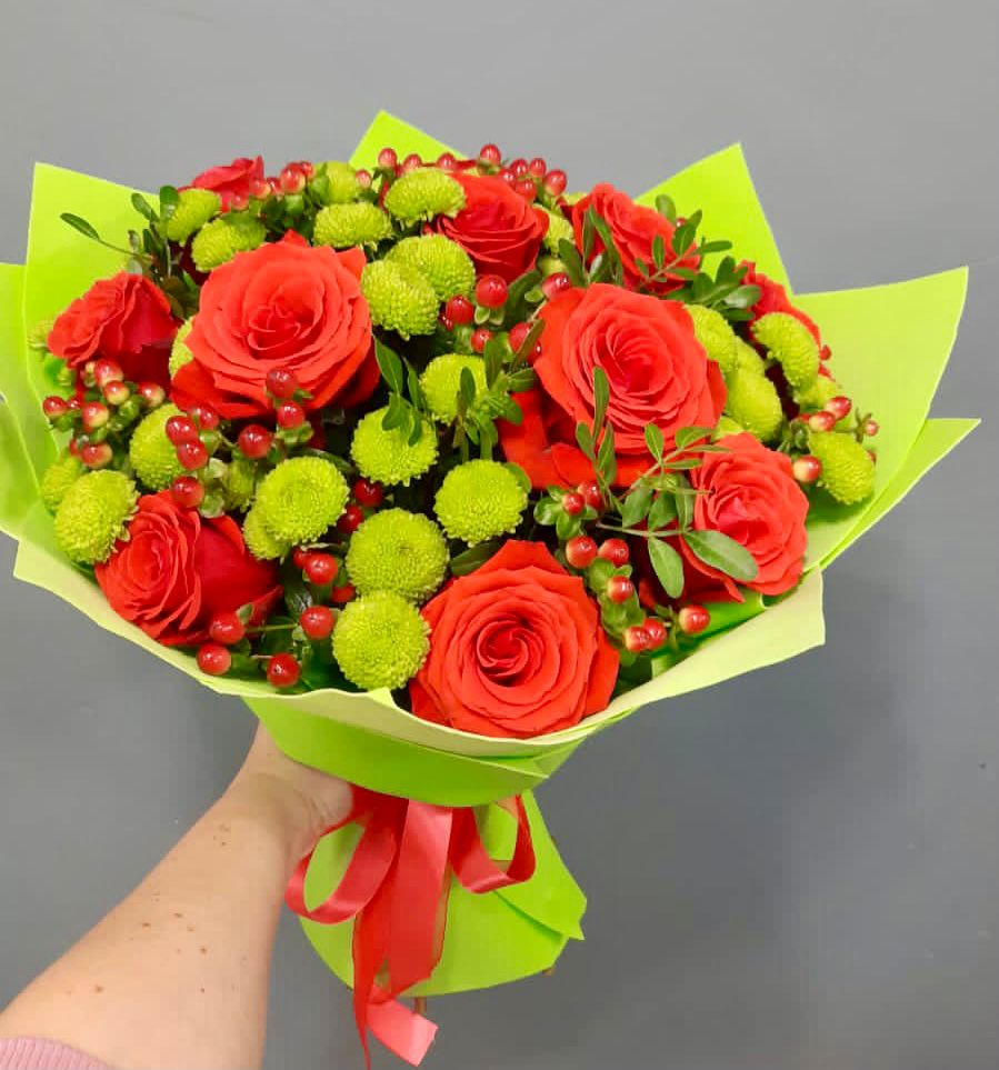 Букет цветов из: Хризантемы и Розы в Вязниках