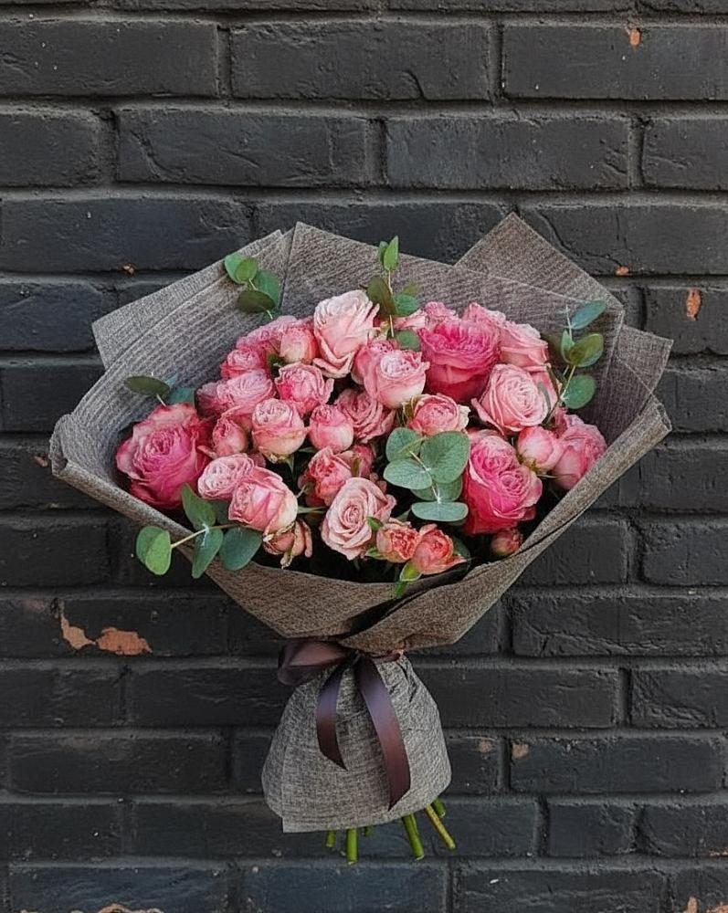 Букет розы в пальмах в Вязниках Букет цветов из: Розы в Вязниках