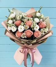 Букет цветов из:  Розы, Альстромерии и Лизиантусы в Вязниках