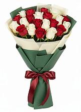 Микс из красных и белых роз в Вязниках Букет Микс из красных и белых роз в Вязниках