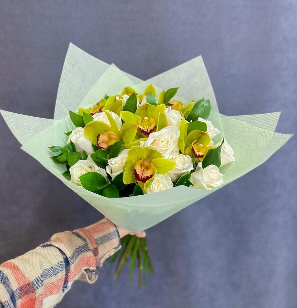 Букет цветов из: Орхидеи и Розы в Вязниках