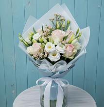 Букет цветов из:  Розы и Лизиантусы в Вязниках