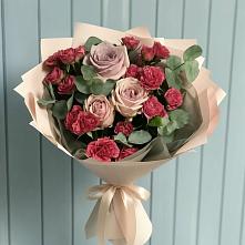 Букет цветов из:  Гвоздики и Розы в Вязниках