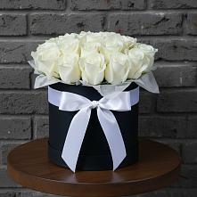 Композиция воздушная нежность в Вязниках Цветочная композиция из Розы в шляпной коробке в Вязниках